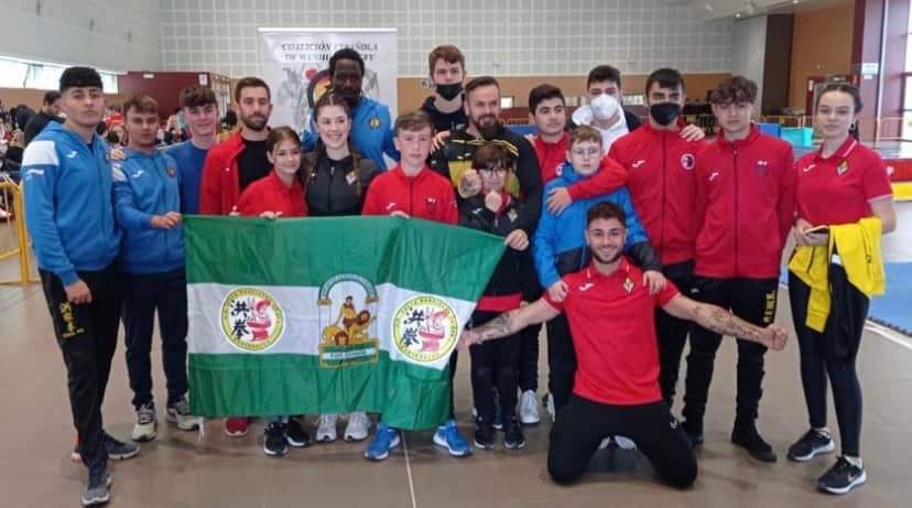 Alumnado de nuestro centro medallista en el Campeonato Internacional de Kung Fu de Italia