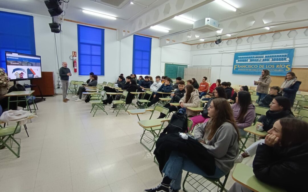 Reunión con el alumnado de Bachillerato Erasmus + 23/24