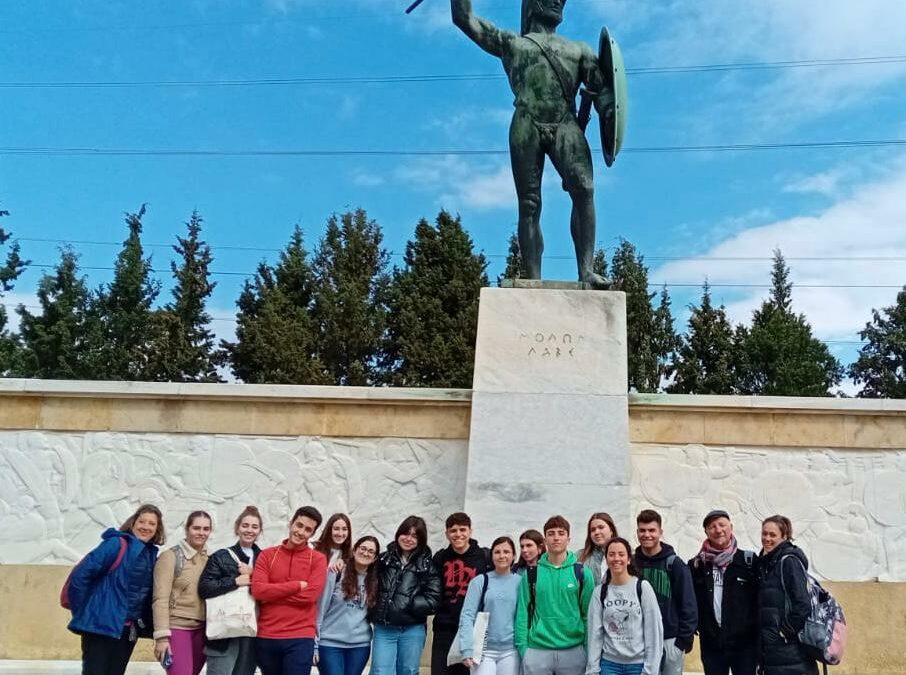 “Regresa con el escudo o sobre él”