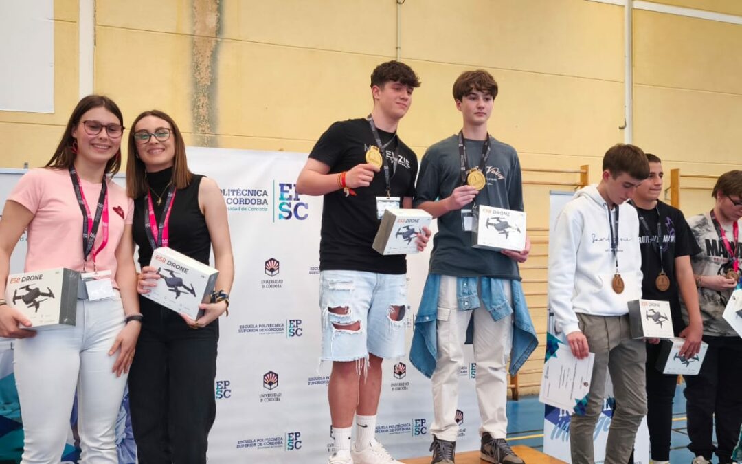 TRIUNFO DEL ALUMNADO DEL IES FRANCISCO DE LOS RÍOS EN LA I OLIMPIADA DE INGENIERÍA