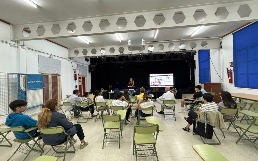 REUNIONES CON FAMILIAS PARA PREPARAR LAS DISTINTAS MOVILIDADES ERASMUS +