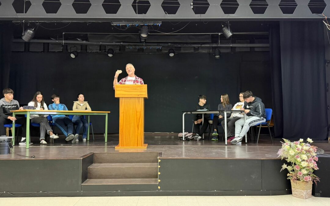 DEBATE DE EXHIBICIÓN EN EL IES FRANCISCO DE LOS RÍOS